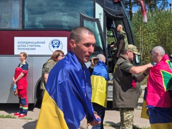 Україна повернула додому з російського полону 103 військових – 02