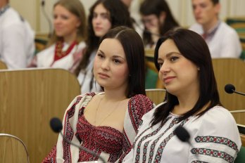 Козицький відзначив 456 випускників Львівщини за високі результати НМТ – 06