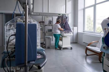 У Львівській обласній лікарні модернізували відділення інтенсивного лікування новонароджених – 01