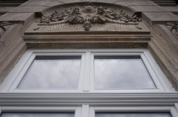 Вперше у історичній львівській кам'яниці встановили автентичні вікна у співфінансуванні з міськрадою – 03