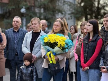 На Жовкіщині у 3-х школах відкрили меморіальні таблиці полеглим воїнам – 05