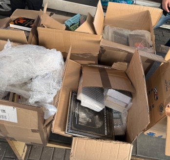 Через кордон на Львівщині намагались ввезти книги російських видавництв – 01