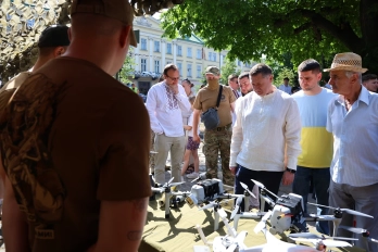 У Львові відзначили 30-ту річницю ухвалення Конституції України – 05