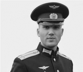 Андрій Грушанін, 25 років - штурман-оператор авіаційного загону