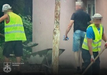 На Львівщині заступника командира обвинувачують у використанні військових, як безкоштовної робочої сили – 07