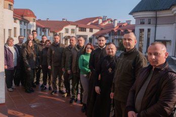 У Львові презентували книгу про служіння Церкви у місцях позбавлення волі – 01