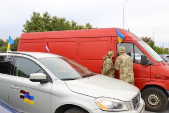 Із Львівщини на фронт передали ще 32 автомобілі для ЗСУ та Нацполіції – 06