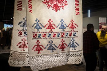 У ZAG представили унікальну виставку вишитих рушників родинами військових – 10