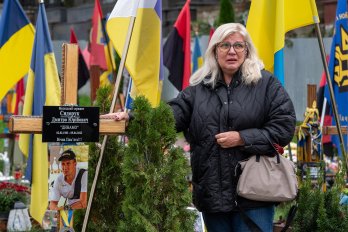 У День захисників і захисниць у Львові на Марсовому полі вшанували загиблих воїнів – 09