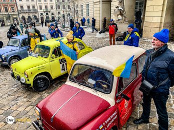 Як львівські гонщики поїхали на змагання до Монте-Карло: фоторепортаж – 05