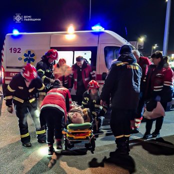 На об’їзній 36-річний львів’янин наїхав на чоловіка, який лежав на дорозі – 05