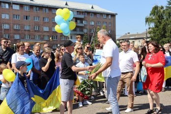 Після трьох років полону додому на Львівщину повернувся військовий – 08