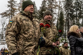 У День Збройних Сил на Личаківському кладовищі вшанували пам’ять полеглих героїв – 01