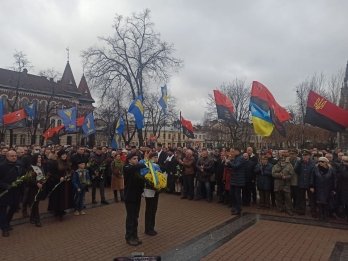 Як у Львові відзначали День народження Степана Бандери – 02