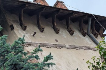  За 15 млн грн у Львові реставрують пошкоджену ракетним ударом віллу Геллера – 02