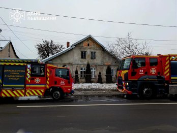 У Львові через пожежу сім автобусних маршрутів курсують із затримкою – 01