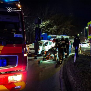 На об’їзній 36-річний львів’янин наїхав на чоловіка, який лежав на дорозі – 04