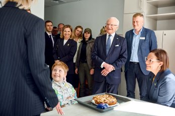 Король Швеції відвідав поранених військових у львівському центрі Superhumans – 01