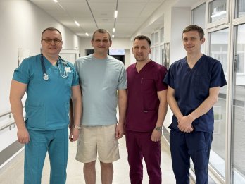 Після атаки дронів у Львові чоловіку витягли 10-сантиметровий уламок із легені – 01