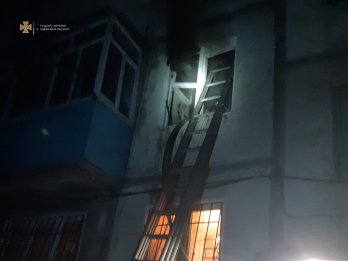 Вогонь знищив домашні речі: на Львівщині горіли дві житлові будівлі – 01