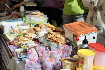Школи Львова зібрали майже 8 млн грн на дрони для ЗСУ під час благодійних ярмарків – 10