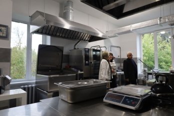 У школі на Львівщині за 14,5 млн грн відремонтували кухню та їдальню – 05