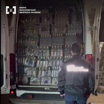 На Львівщині БЕБ викрило два підпільні цехи з виготовлення контрафактного алкоголю – 05