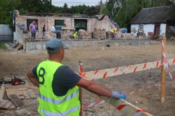 Фото робіт з відновлення музею Шухевича