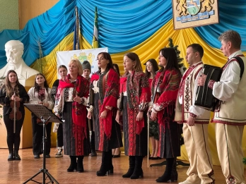 500 дітей Самбірщини отримали подарунки до Дня Святого Миколая від благодійників – 01