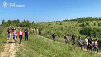 Зник дві доби тому: львівські рятувальники допоможуть шукати 5-річного хлопчика на Прикарпатті – 01