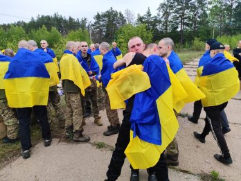 З російського полону повернулись ще 205 українських військових – 01