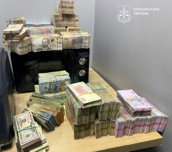 У Львівській області викрили масштабну схему ухилення від податків – 06