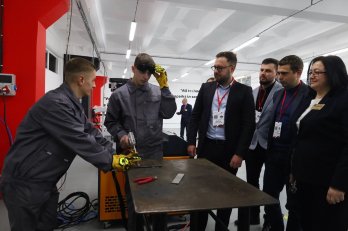У львівському училищі відкрили сучасний центр для підготовки фахівців з металообробки – 05