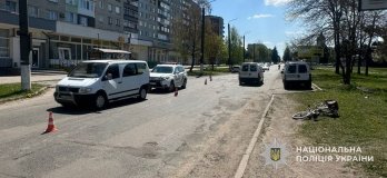 У Шептицькому мікроавтобус збив насмерть 64-річного велосипедиста – 01