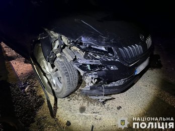 На Львівщині 17-річний водій Skoda зіткнувся з мотоциклістом