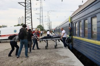 До Львова прибув медичний потяг з важкопораненими цивільними – 04