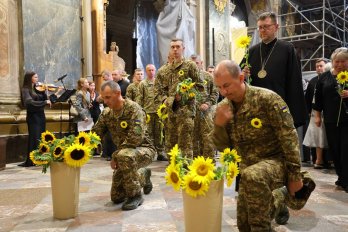У Львові провели акцію «Сонях» до Дня пам’яті захисників – 03