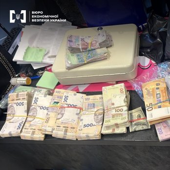 У Львові викрили мережу з продажу контрафактних рідин до електронних цигарок на 36 млн грн – 04