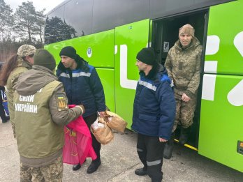 До України з російського полону повернулися 200 військових – 03