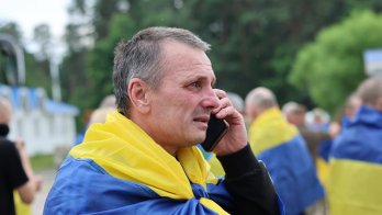 З російського полону звільнили ще одну групу українських захисників – 03