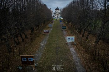 «ЧАСІВ ЯР. ВОГНЕТРИВКІ»: фотовиставка 24 бригади проходить у Підгорецькому замку – 01