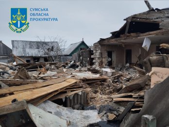 Росіяни масовано обстріляли місто на Сумщині, троє загиблих (фото) – 04