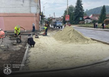 На Львівщині заступника командира обвинувачують у використанні військових, як безкоштовної робочої сили – 06