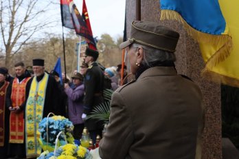 76-та річниця від дня загибелі: у Білогорщі вшанували пам’ять Романа Шухевича – 01