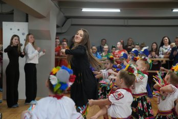Ветеран з ампутацією ніг відкрив у Львові танцювальну студію – 03