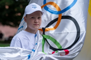 У Львові підняли Олімпійський прапор