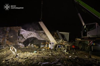 Одна людина загинула і десятки постраждалих внаслідок нічної ракетно-дронової атаки – 08