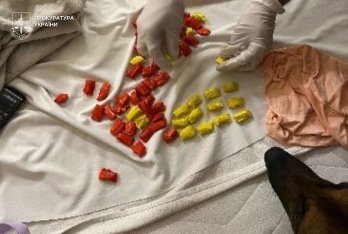 У Львові 5-річна дитина допомагала матері продавати наркотики через «закладки» – 03