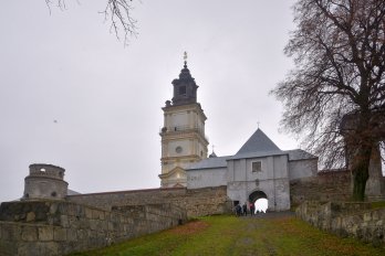 Паломництво до&nbsp;«східної Ченстохови»: на&nbsp;Львівщині відновили вежу монастиря у&nbsp;Підкамені – 19