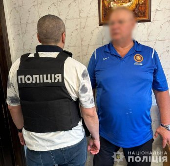 У Києві затримали “кримінальних авторитетів”, які заробляли на втечах ухилянтів – 01